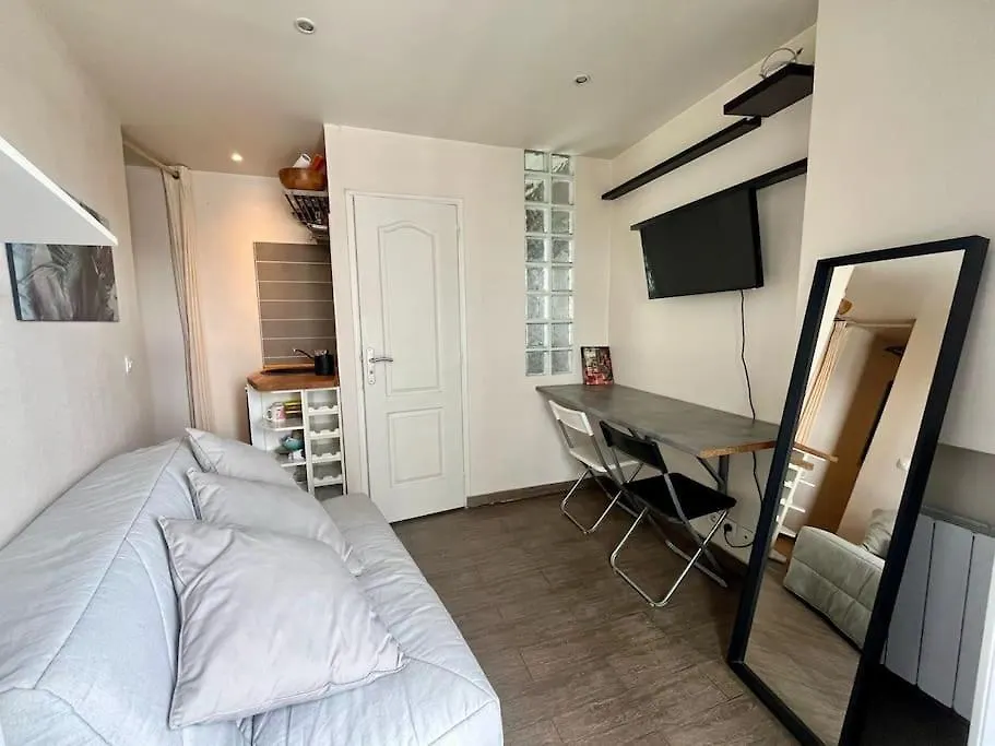 Goodguest - 18eme Bail Mobilite Apartment Paris